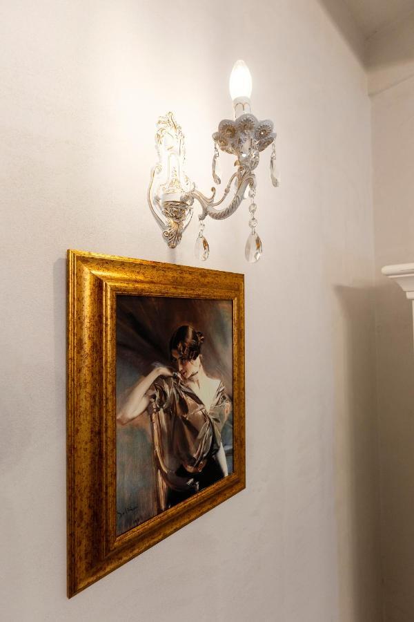 Palazzo Badiale History&Rooms Atella Zewnętrze zdjęcie